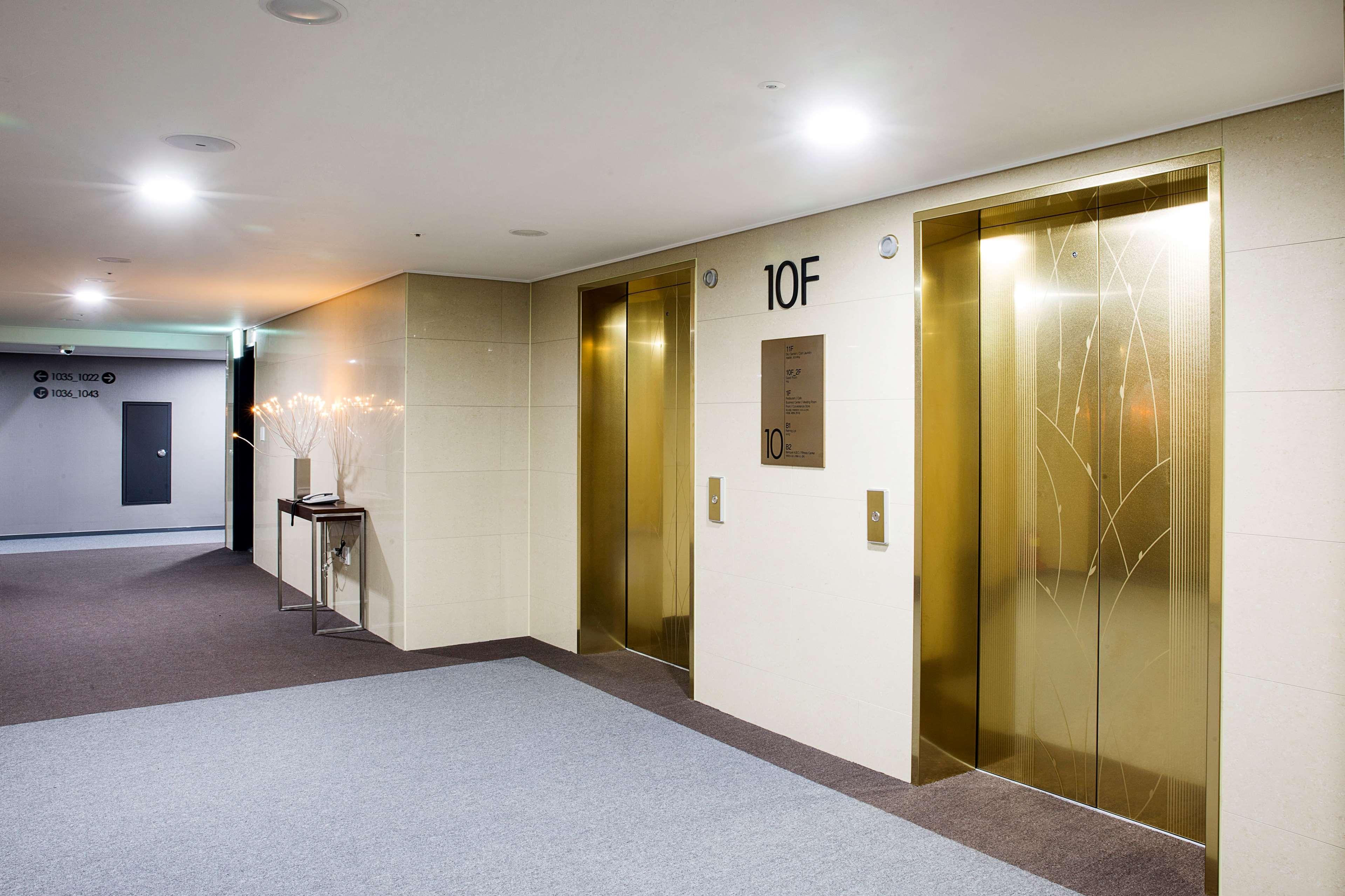 รามาดา เชจู ซิตี้ฮอลล์ Hotel เมืองเชจู ภายนอก รูปภาพ