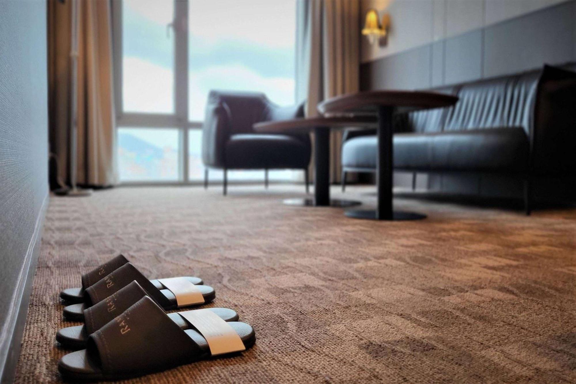 รามาดา เชจู ซิตี้ฮอลล์ Hotel เมืองเชจู ภายนอก รูปภาพ